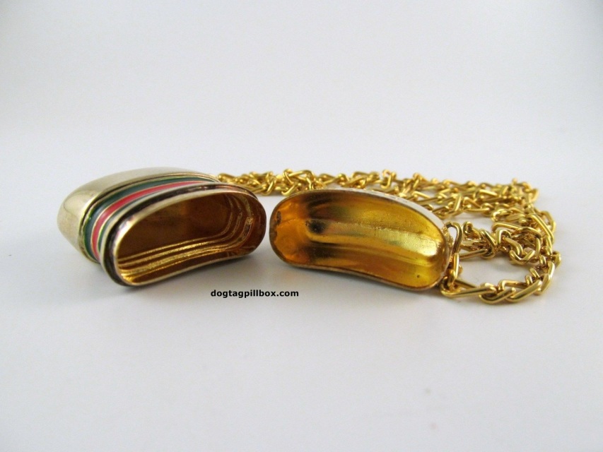 Vintage Gucci Pill Box Necklace from 1970's